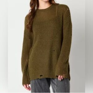 Arizona Juniors Crew Neck Long Sleeve Sweater(B 44” L 27”)